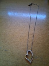Collier coeur amour argent et pierre Guess en tbe