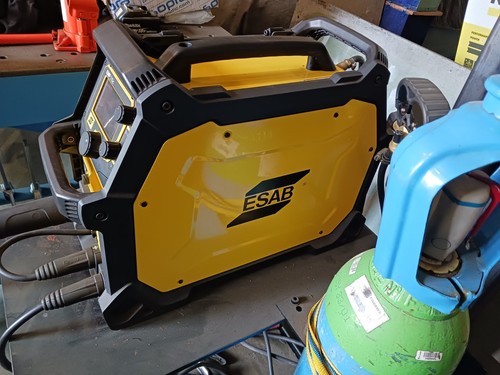 Esab rebel 215 poste de - esab,