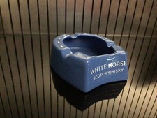 Cendrier white horse scotch whisky en ceramique 