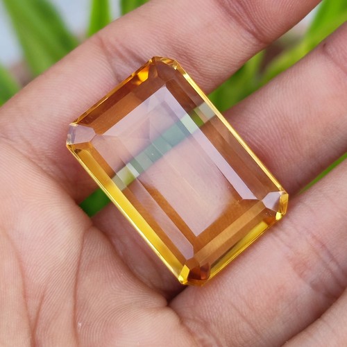 Pierre précieuse citrine