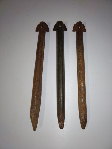 Militaria piquets tente - piquets,