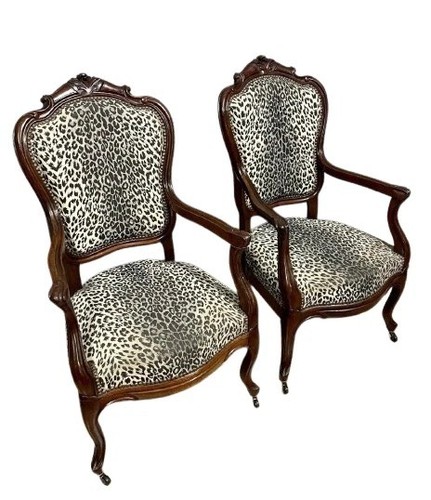 Paire fauteuils forme - de,