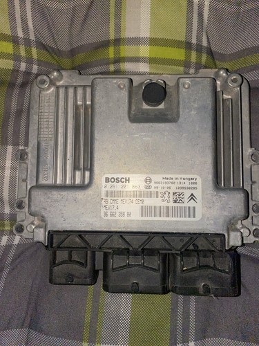 Calculateur moteur ecu bosch - calculateur,