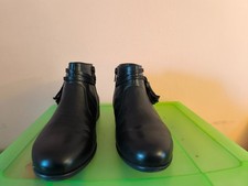 Bottines en cuir femme noir -