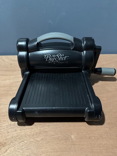 Sizzix big shot - sizzix,