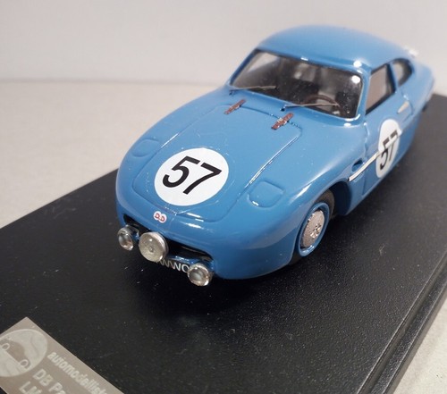 Panhard coach mans 57 - 1:43,