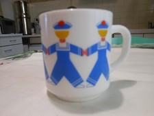 Mug Arcopal France motif marins vintage