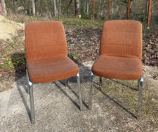 2 chaises vintage 60-70 en tr bon état