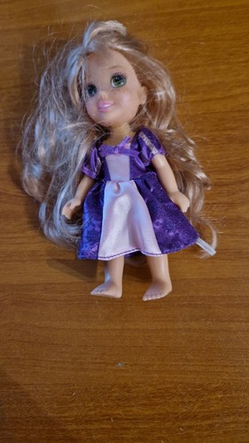 Poupée disney princesse - poupée,