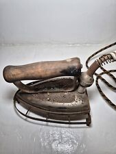 Fer A Repasser En Fonte