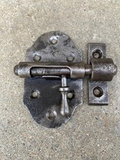 Ancien  verrou en fer forgé pour porte, serrure ferrure heurtoir penture