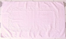 Grand tapis de bain rose dragée en 100% coton