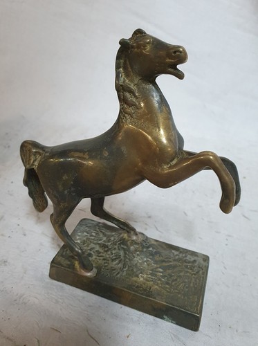 Statue sculpture ancienne de - statue, /