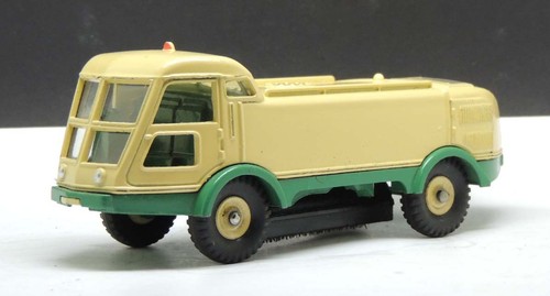 Vrai dinky toys - toys,