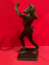 Sculpture en bronze à patine noire Faune dansant de Pompéi XIXe siècle 30 cm