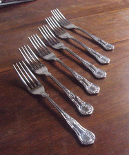 VINERS années 60, poss. Lot de 6 fourchettes assorties KINGS, argent - plaqué - 18/8 (taille thé)