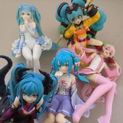 Lot figurines bouchon - , de