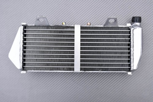 Radiateur eau gauche en - d’eau,