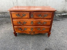 Belle Commode arbalète style Louis XV