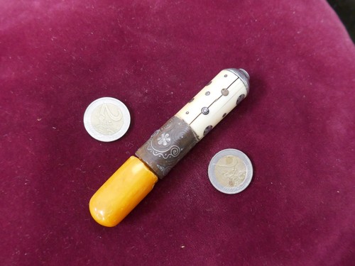 Rare fume cigarette - rare,