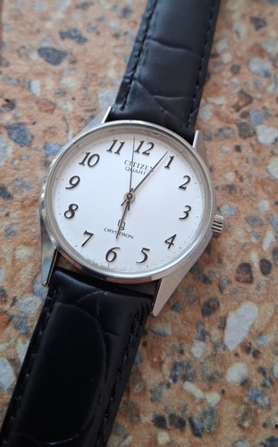 Montre habillée vintage