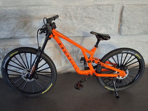 Vélo vtt miniature échelle - vtt,
