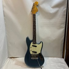 Fender Japan MG69 Mustang