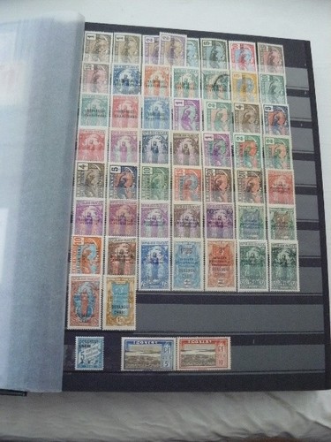 Oubangui lot timbres - de,