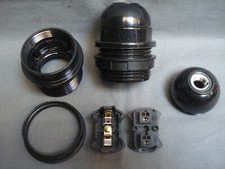 Douilles E 27 NOIRE (lot de 2) chemise filetée à portée avec bague (réf K3)