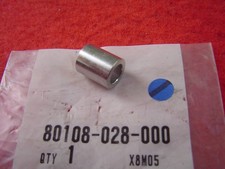 Entretoise de garde boue AR