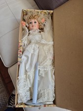 Poupée porcelaine Vintage 60 décoration  collection  Artisanale LA MARIEE 44 cm