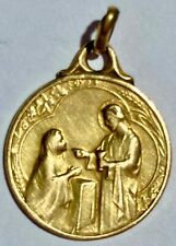pendentif Médaille religieuse première communion Jésus et enfant plaqué or N°2ZB