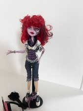 poupee monster high operetta