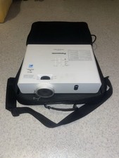 vidéoprojecteur Panasonic PT-VX425N - 4500 Lumens - WiFi - Parfait État