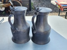 Lot 2 grands pichets anciens en étain avec couvercle – 26.5 cm vintage