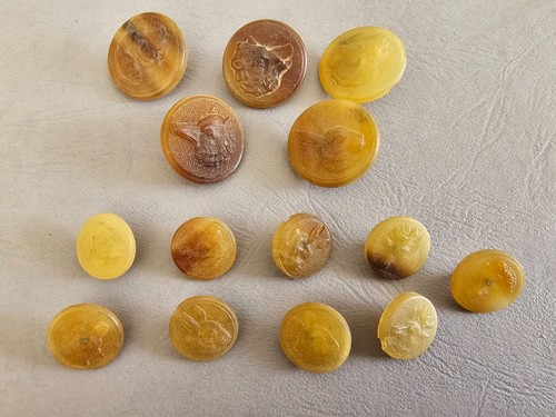 Lot anciens boutons de - anciens,