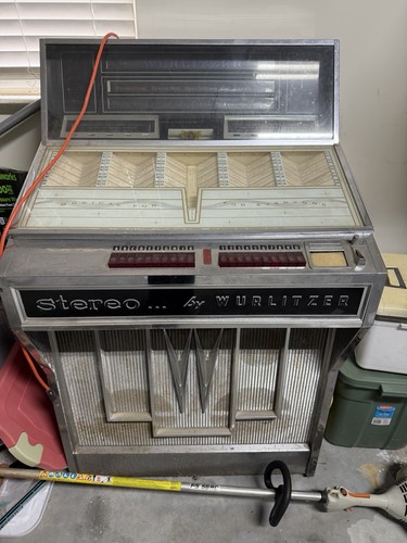 Wurlitzer stereo jukebox - wurlitzer,