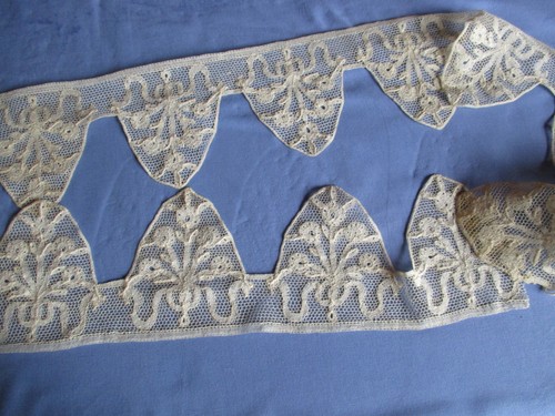 Volant dentelle aiguille - dentelle, l'aiguille