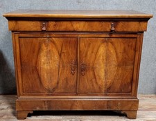 Buffet époque Louis Philippe en noyer vers 1830