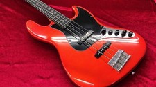 Guitare basse électrique SIRE