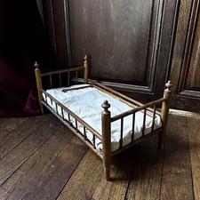 Lit bambou ancien - ancien, poupée