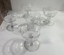 5 ANCIENNES COUPES A CHAMPAGNE