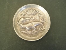 COUPELLE EN ETAIN EMBLEME