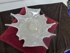 Schneider France,coupe à fruits,blanche opaque,D 38cm,art nouveau