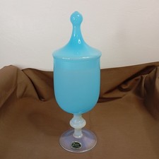 Porte-bonbons/Boîte De Rangé Ancien en opaline bleue et en verre blanc 