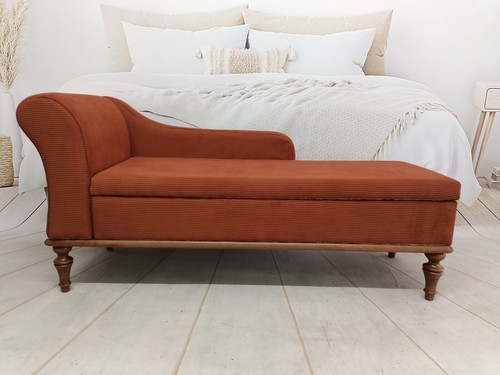 Chaise lounge sofa