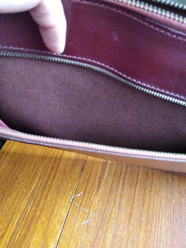 Porte document vintage rouge