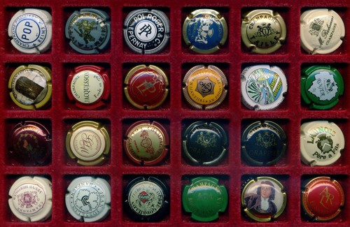 Lot 24 différentes - 24,