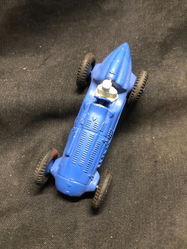 Dinky toys fabriqué - dinky,