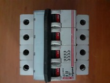 disjoncteur différentiel legrand 32a courbe b 10ka 4 poles type ac - vis /
